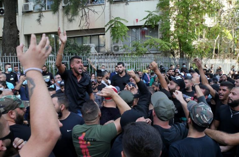 Líbano: Número de mortos causados por tiroteio em manifestação sobe para seis