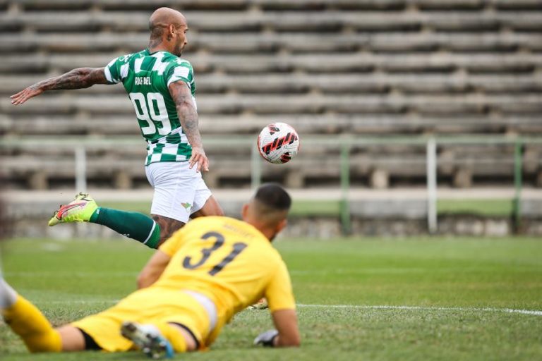 Moreirense reduzido precisou de prolongamento para eliminar Oriental Dragon