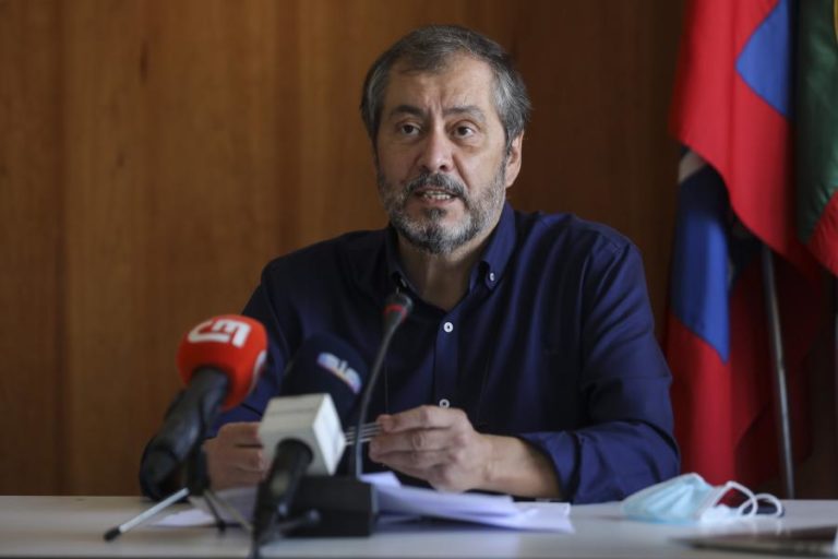 Fenprof intenta ação contra Governo por vinculação extraordinária no ensino artístico