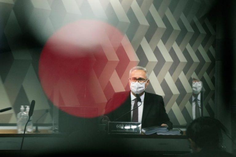 Covid-19: Comissão expôs impressões digitais do PR do Brasil na morte de milhares de cidadãos – relator