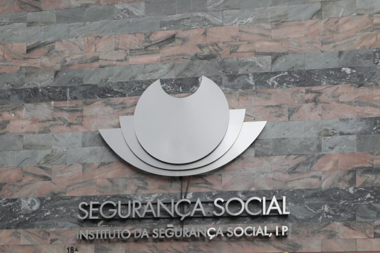 Segurança Social reforça atendimento por videoconferência para 67 balcões em todo o país