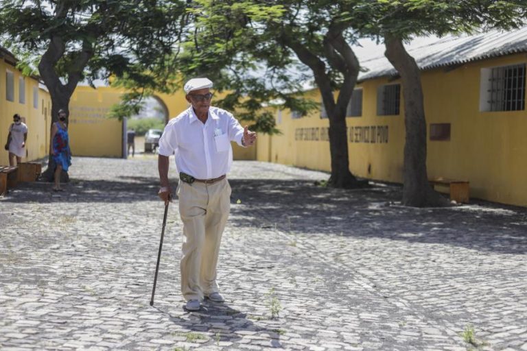 Nhuné foi guarda no campo do Tarrafal enquanto levava recados para fora