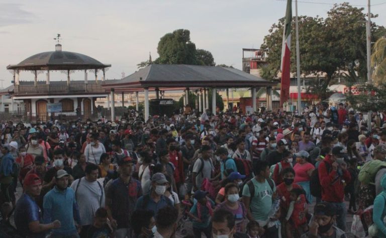 Milhares de migrantes em nova marcha no México para tentar chegar aos EUA