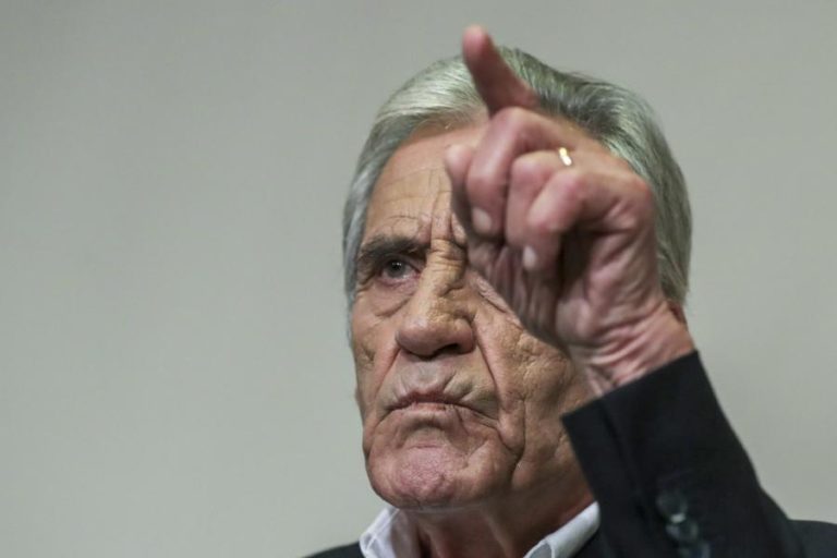 OE2022: PCP duvida de “golpe de asa” do Governo que permita alterar voto contra
