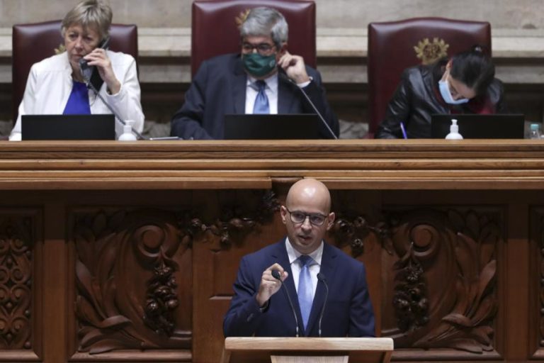 OE2022: “País não quer nem precisa de voltar aonde não foi feliz” – João Leão