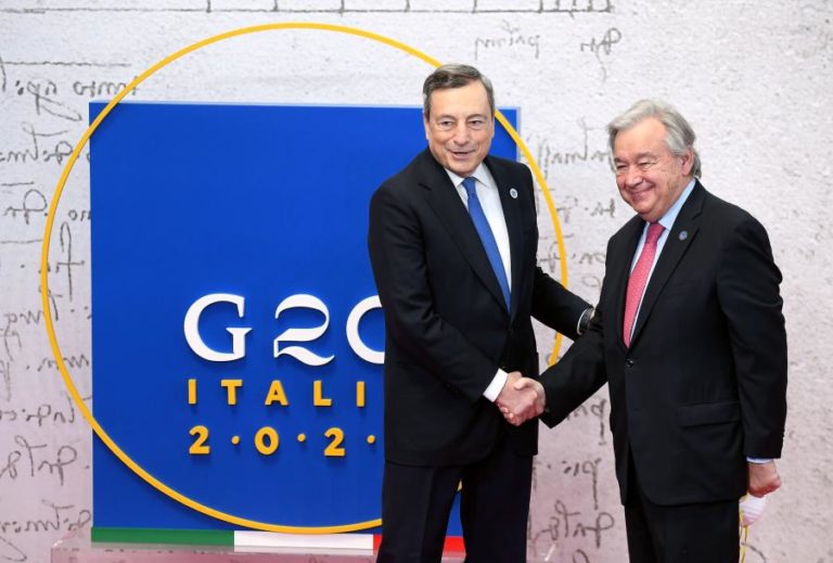 António Guterres exorta militares no Sudão a reverterm tomada do poder