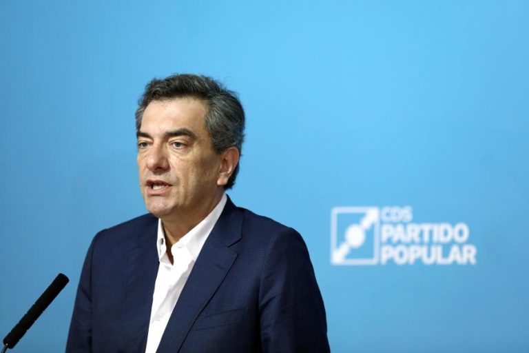 Presidente do Conselho Nacional do CDS-PP diz que reunião de sexta-feira foi “clara” e “legítima”