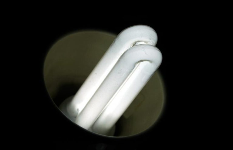 Tarifa social para eletricidade mantém-se com desconto de 33,8% em 2022 — DRE