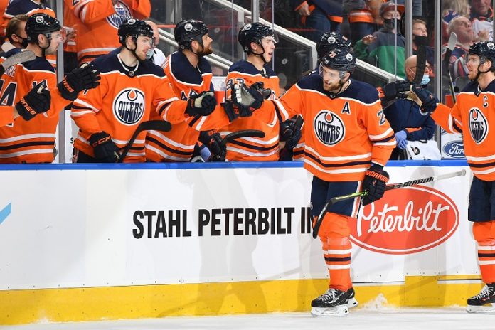 FOTO: EDMONTON OILERS /TWITTER