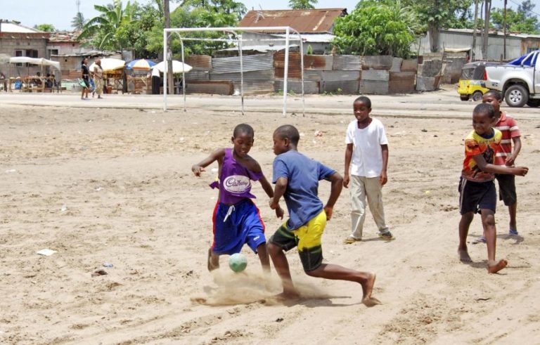 Moçambique prepara plano de reorganização do desporto e a seleção de futebol é a prioridade