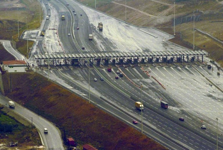 Brisa compra a participação de 20% da SIBS no capital da Via Verde