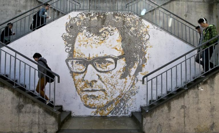 Empresa alega que reedições de José Afonso são ilegais, família garante deter direitos