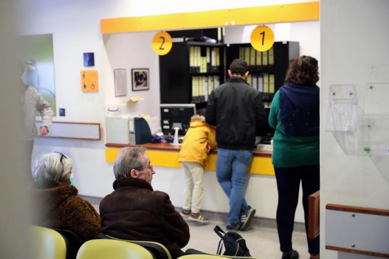Hospitais em serviços mínimos no turno da noite devido à greve da função pública