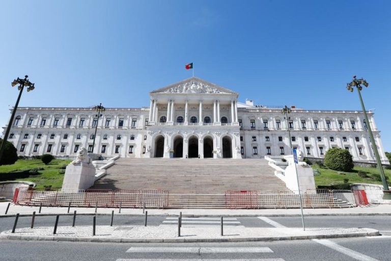 Proposta de proteção dos denunciantes aprovada em comissão parlamentar