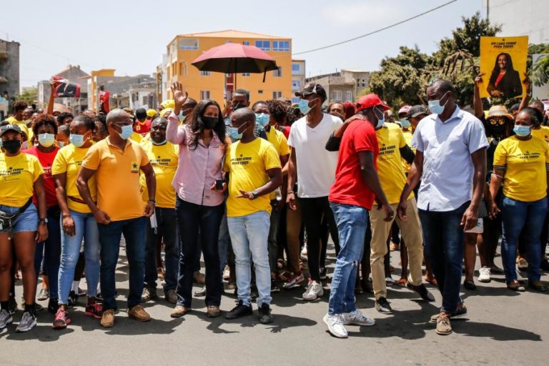 PAICV chumba proposta do Governo de Cabo Verde para aumentar dívida interna