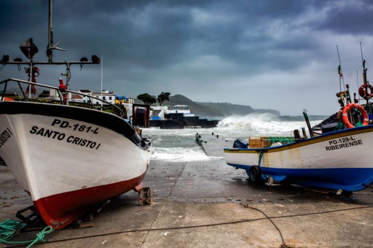 Sete ilhas dos Açores sob aviso amarelo até terça-feira – IPMA