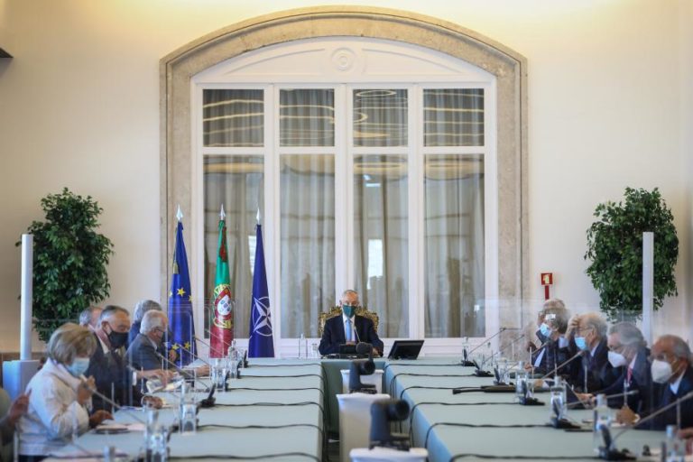 OE/Crise: Conselho de Estado reúne-se hoje com Lagarde e depois sobre dissolução