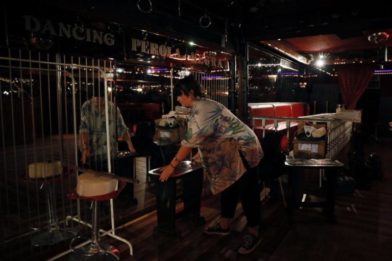 Associações de bares e discotecas do Porto não entendem encerramento em janeiro