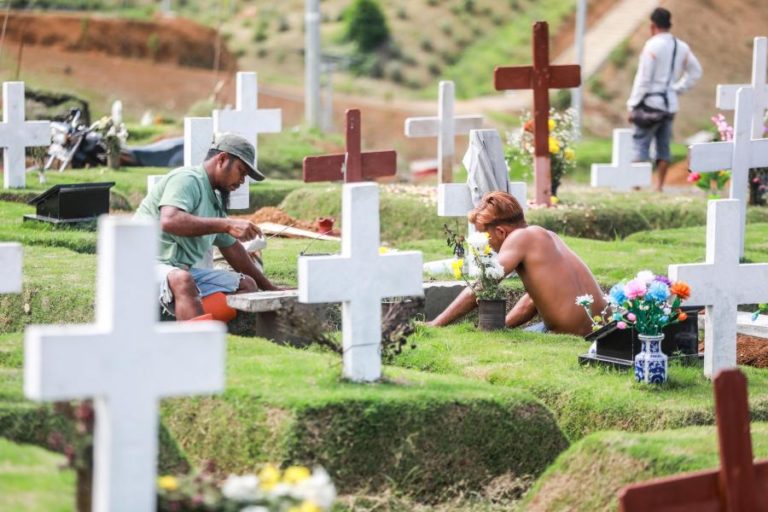 Covid-19: Mais de cinco milhões de mortos em todo o mundo