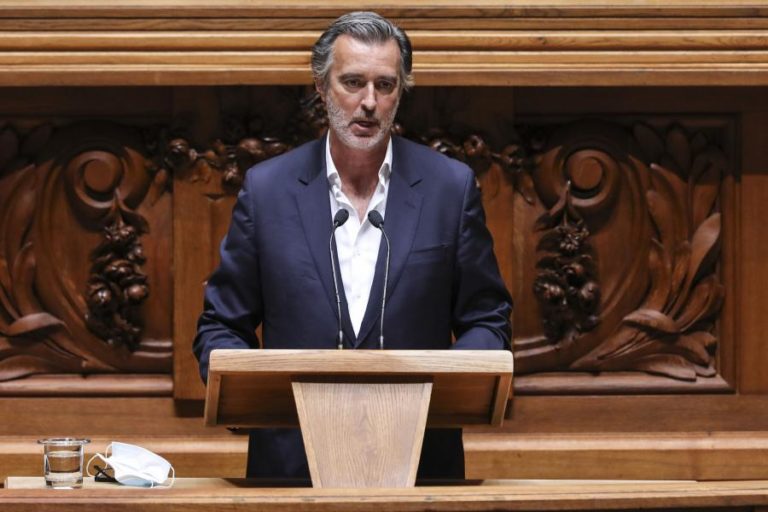 OE/Crise: Iniciativa Liberal considera 30 de janeiro uma data “correta e razoável”