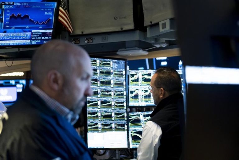 Wall Street segue no ‘verde’ a recuperar da queda de sexta-feira