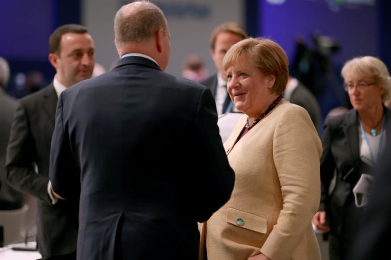 COP26: Angela Merkel defende preço para emissões de dióxido de carbono