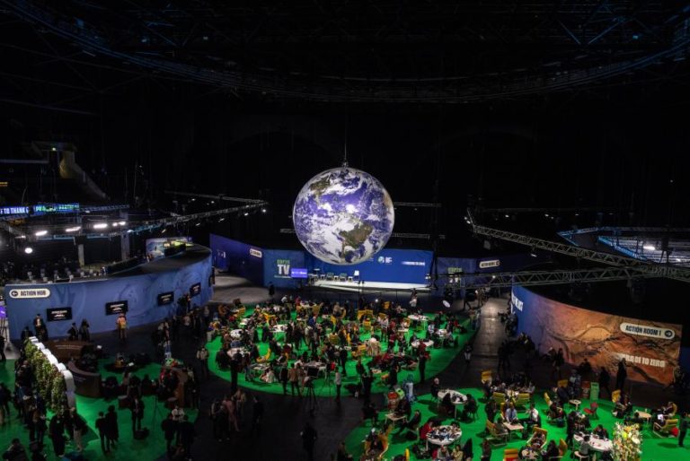 COP26: Energia rumo às renováveis e abandono do carvão domina debate hoje na cimeira do clima
