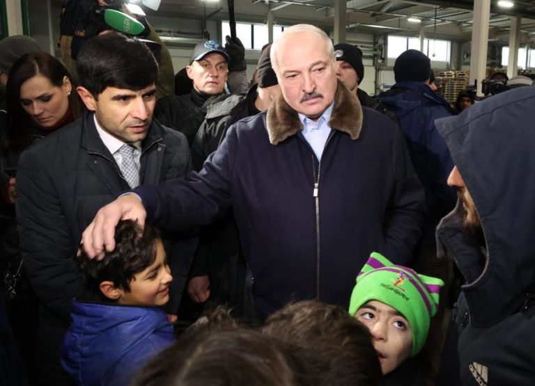 Presidente da Bielorrússia anuncia apoio a Moscovo em caso de guerra com o Ocidente
