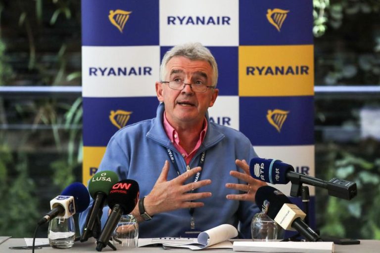 TAP devia libertar 250 ‘slots’ por semana que não usa em Lisboa – CEO Ryanair