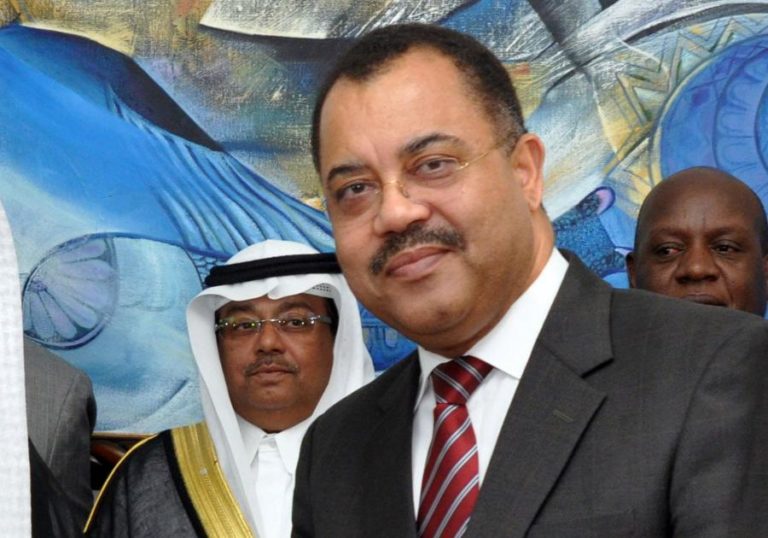 Moçambique/Dívidas: Maputo pede recurso contra extradição de Manuel Chang para os EUA