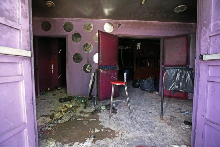Começa julgamento sobre incêndio em discoteca que causou 242 mortes no Brasil