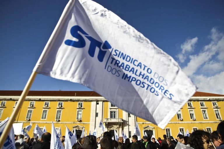 Falta de trabalhadores pode levar ao encerramento de serviços de finanças no interior – Sindicato