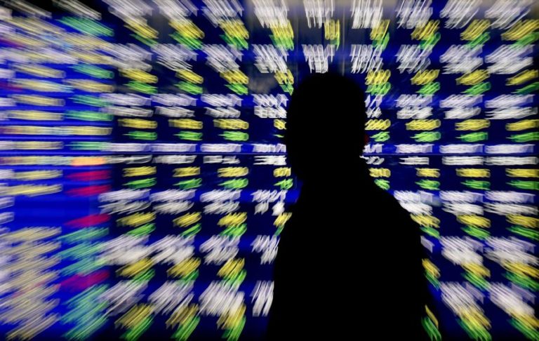 Bolsa de Tóquio abre a subir 1,20%