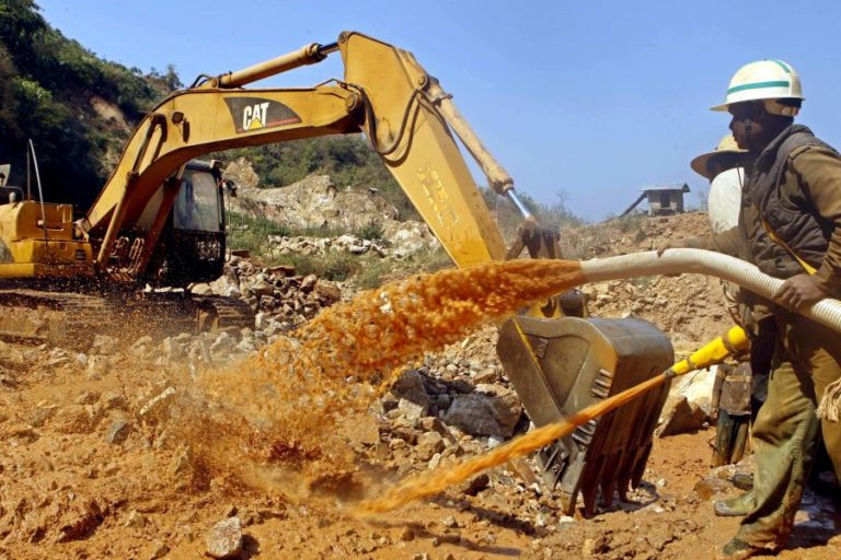 Empresa que explora rubis no norte de Moçambique arrecada 645 ME desde 2011