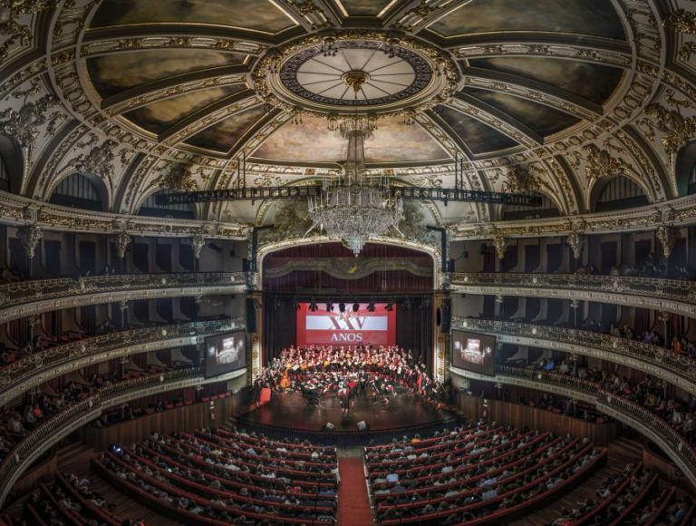 Janeiro no Theatro Circo abre com Bruno Pernadas e encerra com Pedro Burmester