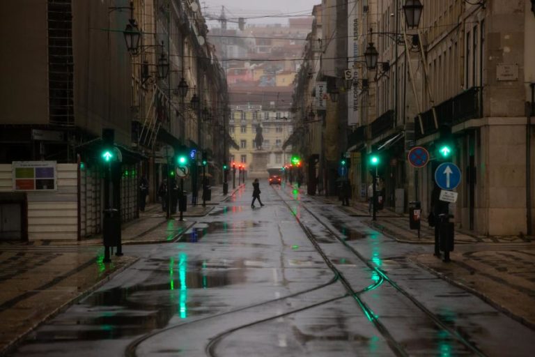 Covid-19: Mais 23 mortes e 3.786 infeções em Portugal