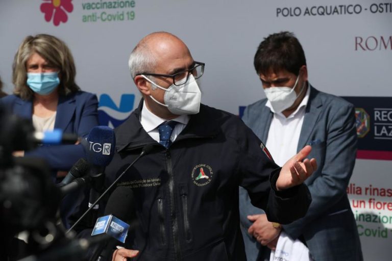 Covid-19: Itália vai começar a vacinar crianças a partir de 16 de dezembro