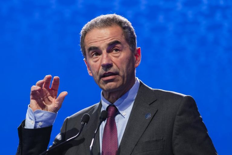 Ministro da Ciência diz que houve “incompetência” dos governos dos Açores no lançamento do porto espacial