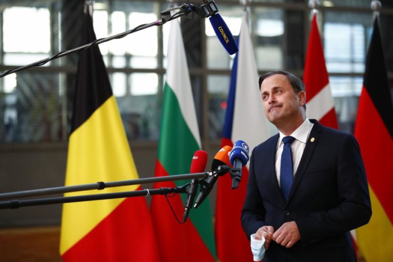 UE/Cimeira: PM luxemburguês contesta medida que impõe apresentação de teste negativo à covid-19