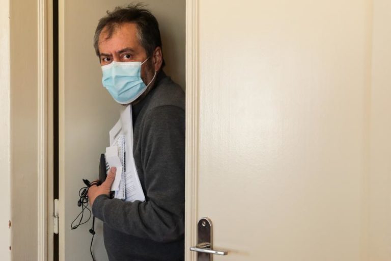 Fenprof volta a questionar ministério sobre a situação sanitária nas escolas e lança ultimato