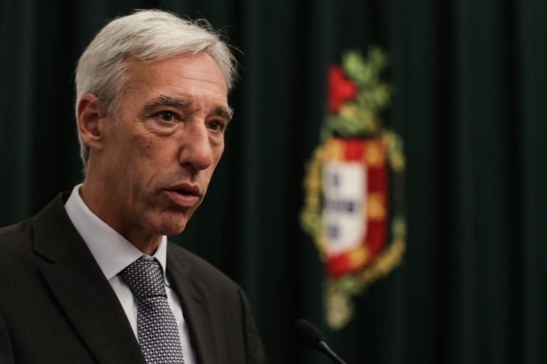 Ministro de Defesa de Portugal diz que visita à Guiné-Bissau é visita à família