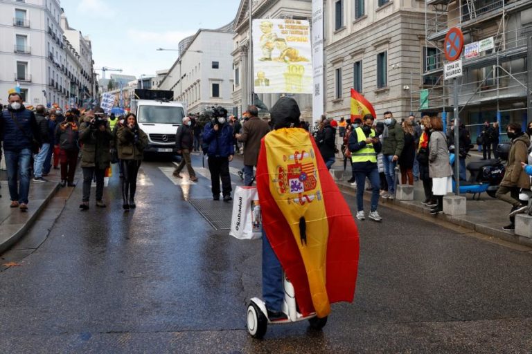 Covid-19: Incidência em Espanha sobe 14 pontos para 248 casos
