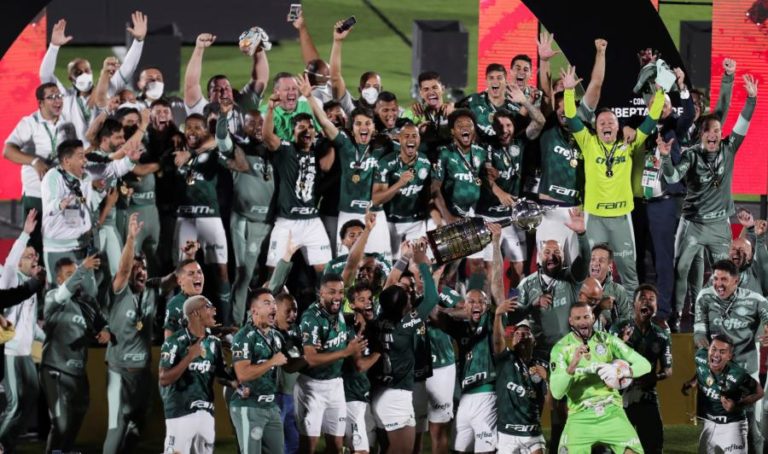 Palmeiras vence no ‘Brasileirão’ após conquista da Taça Libertadores