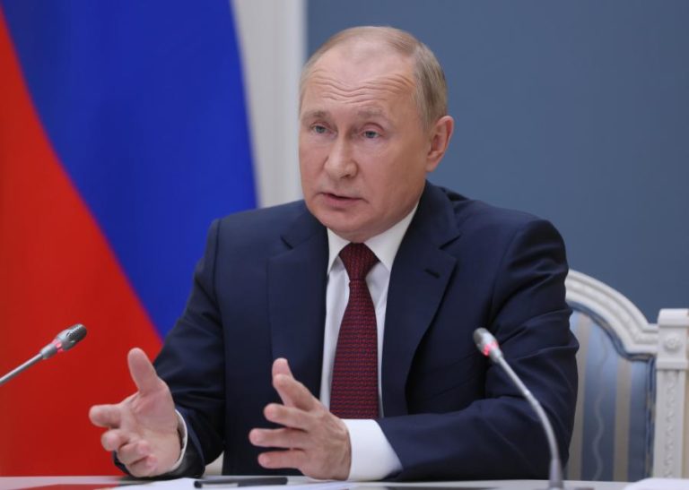 Putin pede garantias à NATO de travar expansão a leste