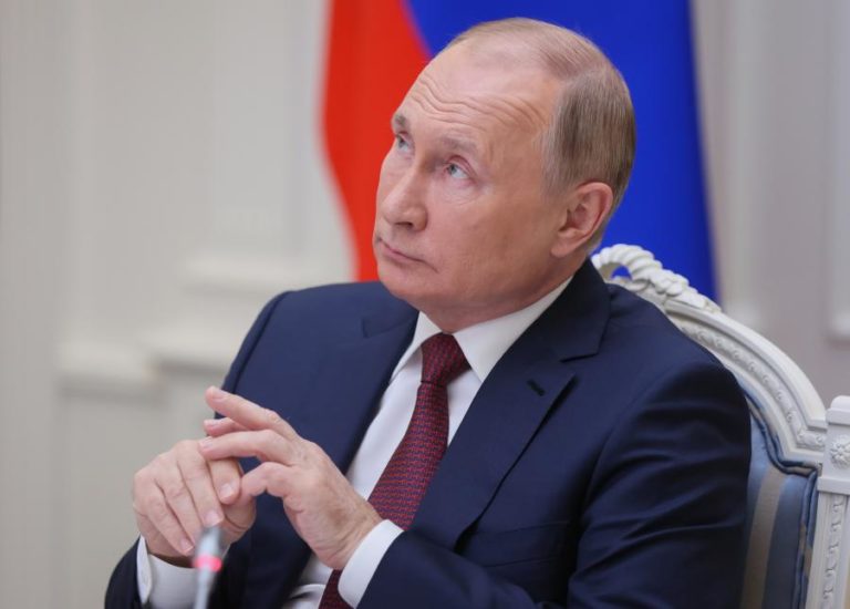 Putin contacta Erdogan e critica utilização de drones turcos pela Ucrânia