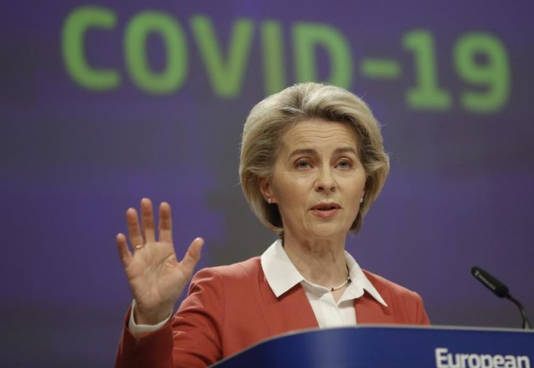 Covid-19: Von der Leyen admite discussão sobre vacinação obrigatória na UE