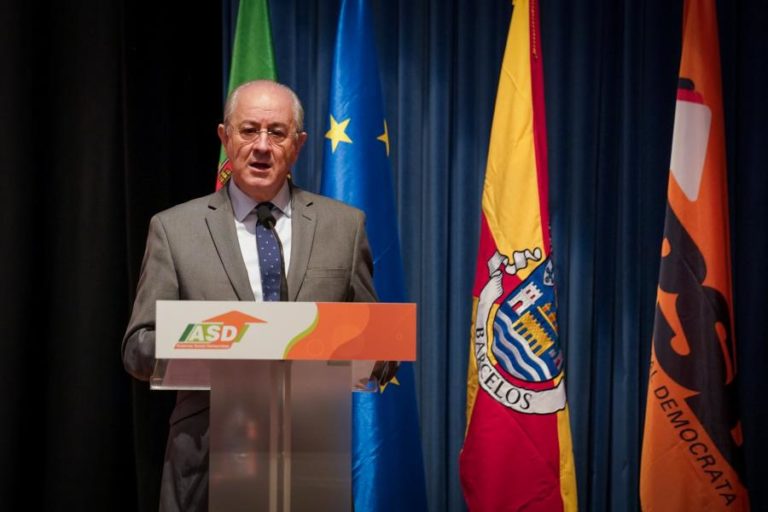 Rio diz que PSD decide na terça-feira se há ou não coligação