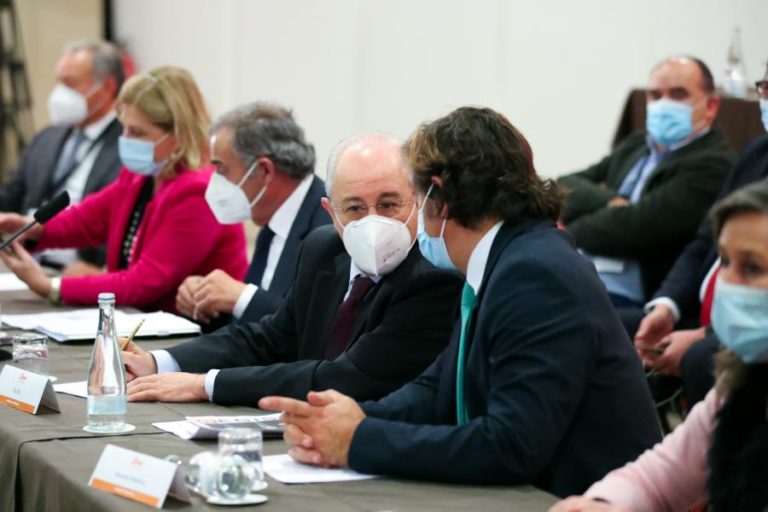 PSD/Congresso: Moção de Rio quer “Governar Portugal ao Centro” e “sem linhas vermelhas”