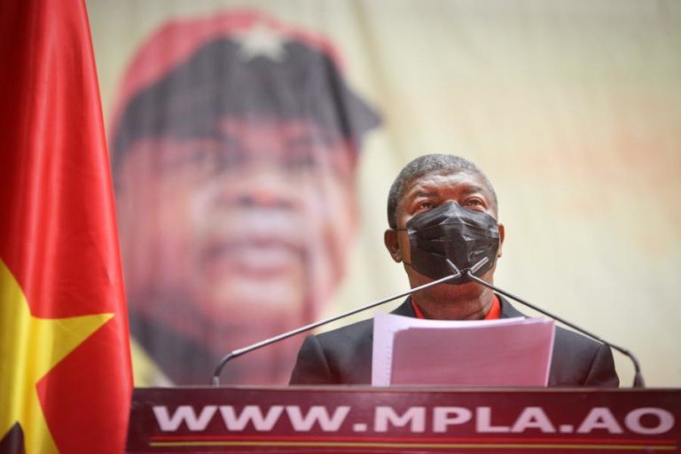 João Lourenço reeleito presidente do MPLA com 98,04% dos votos
