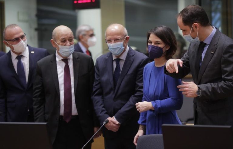 Portugal defende que UE retome ligações aéreas com África também a pensar na cimeira